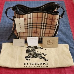 New Burberry Haymarket Canterbury Tote - Small Brown (Chocolate) PVC